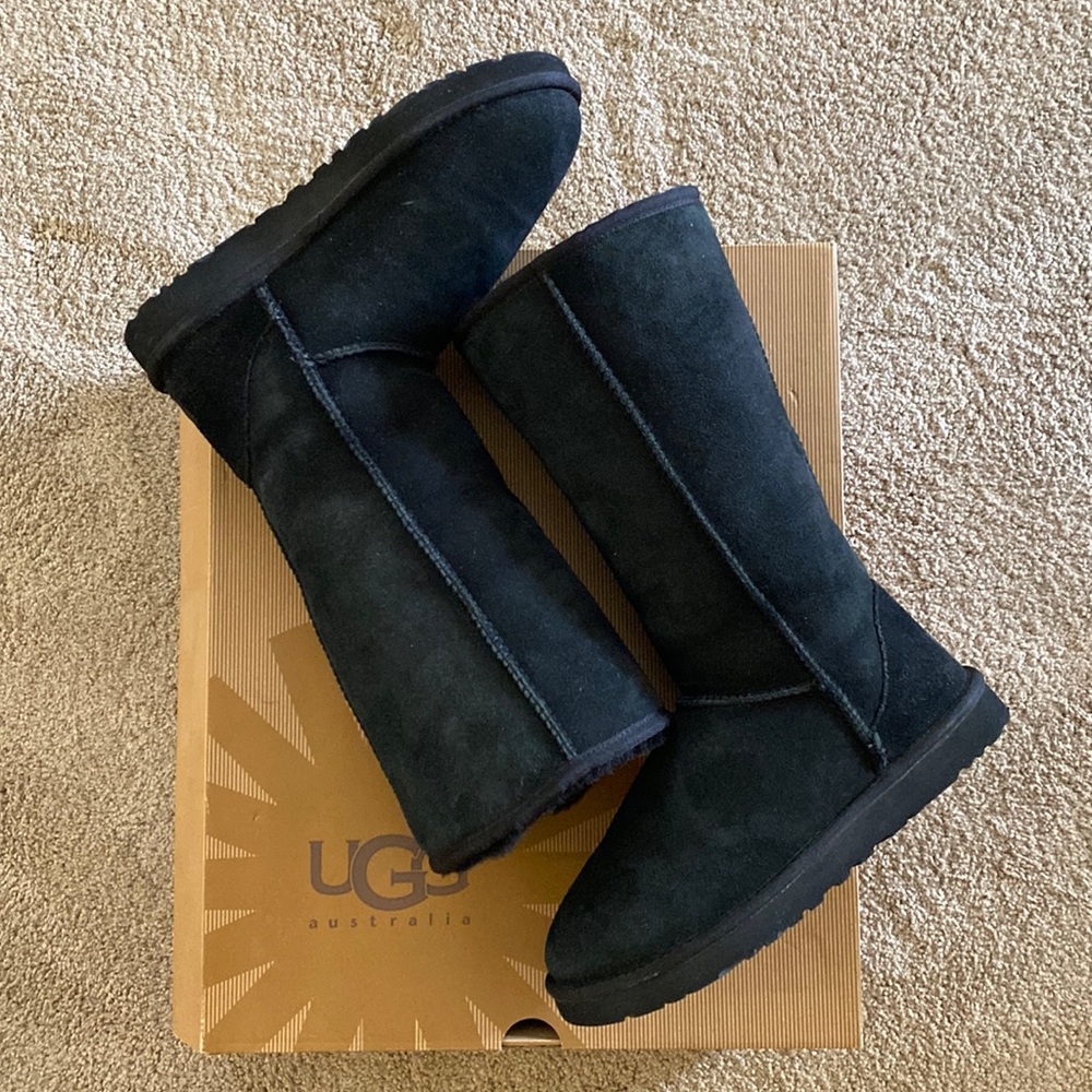 UGG CLASSIC TALL